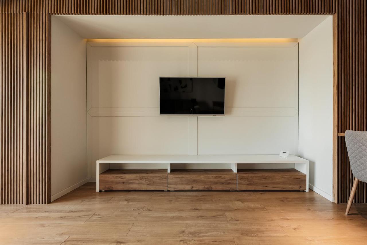 Nest Inn Stiletto Apartment クルージュ＝ナポカ エクステリア 写真