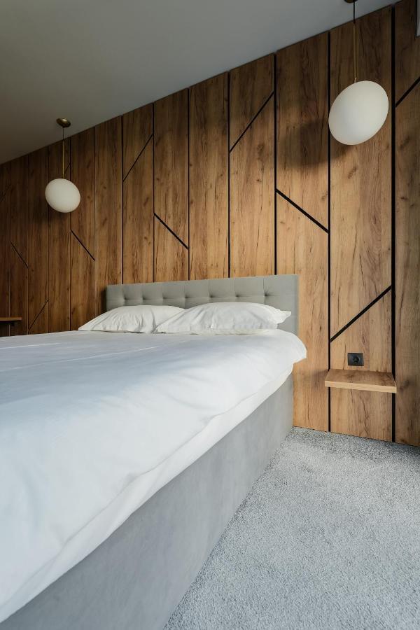 Nest Inn Stiletto Apartment クルージュ＝ナポカ エクステリア 写真