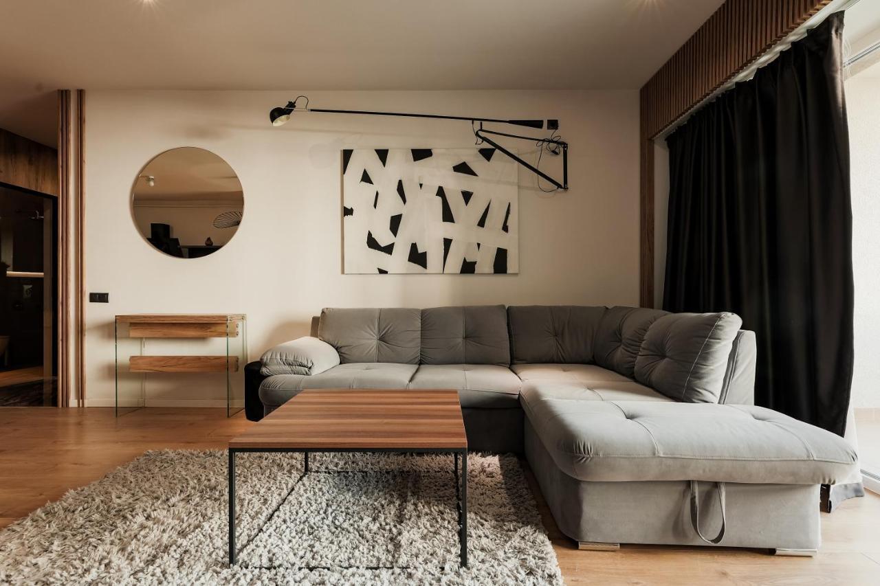 Nest Inn Stiletto Apartment クルージュ＝ナポカ エクステリア 写真