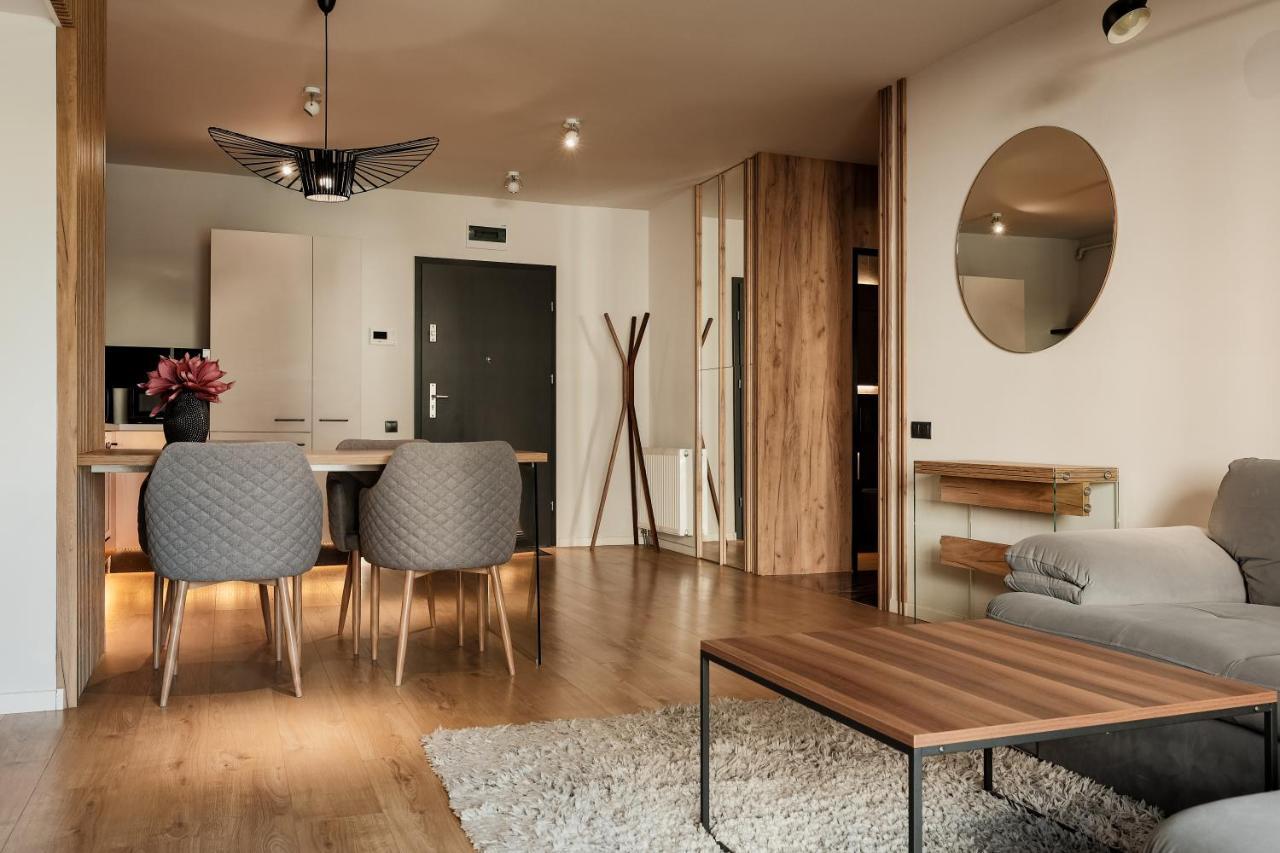 Nest Inn Stiletto Apartment クルージュ＝ナポカ エクステリア 写真