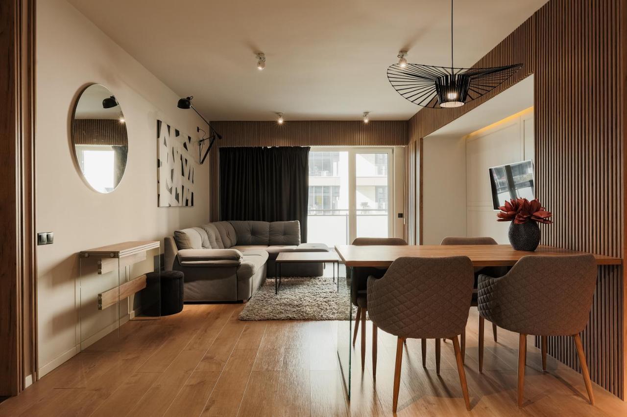 Nest Inn Stiletto Apartment クルージュ＝ナポカ エクステリア 写真