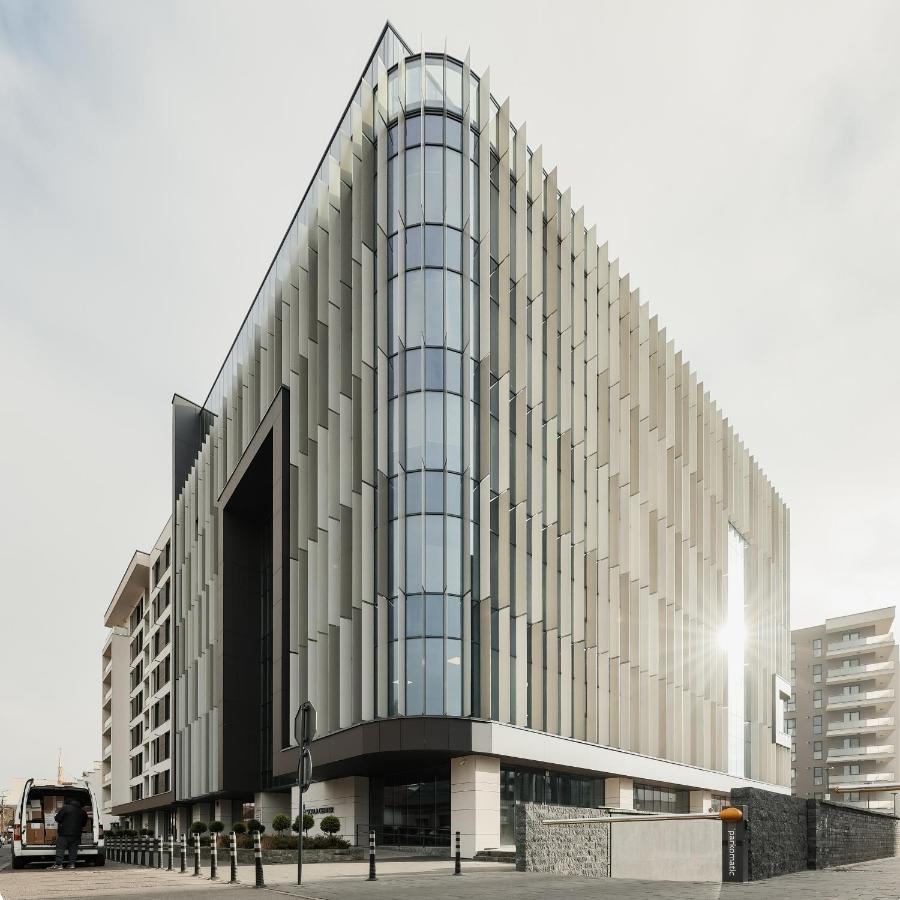 Nest Inn Stiletto Apartment クルージュ＝ナポカ エクステリア 写真